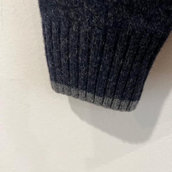 Daniele Blasi Italy Thick partialWool Sweater
1/4 Zip Neck Gray Striped … - Picture 8 of 10